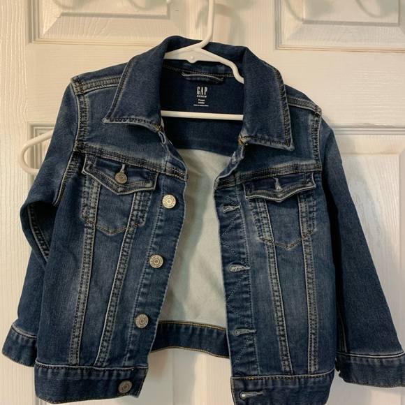 GAP Other - Girl’s Gap 4T jean jacket EUC